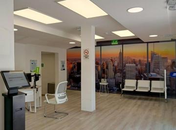 Local comercial · 135m² · 2 Habitaciones · 1 Estacionamiento · Local Oficina en Renta en Ficoa