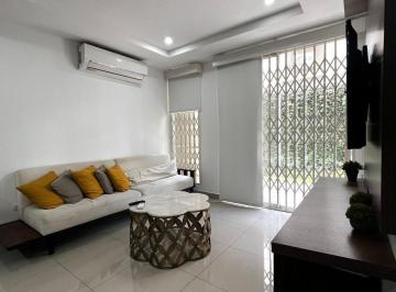 Departamento de 2 habitaciones, Guayaquil · En Alquiler Lindo Departamento Urb. San Bernardo 2, Patio - Sector Uess, 125 m²