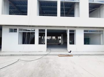 Local comercial · 500ha · 8 Estacionamientos · Edificio Comercial en Venta Sector Capitan Borja