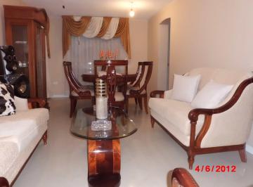 Casa de 3 habitaciones, Quito · Casa Amoblada 3 Dorm. con Baño Privado – Patio Grande en Tumbaco