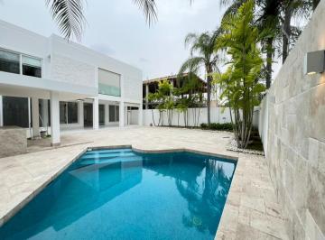 Casa de 4 habitaciones, Guayaquil · Casa en Venta en Samborondón - Terrasol
