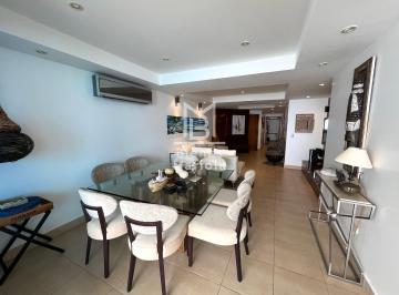 Departamento de 3 habitaciones, Salinas · Se Vende Departamento en El Malecón de Salinas Excelente Ubicacion