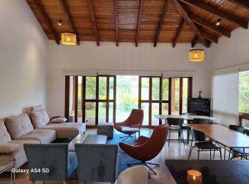 Casa de 2 habitaciones, Quito · Casa con 143 m² y 2 Habitaciones en Venta en Checa