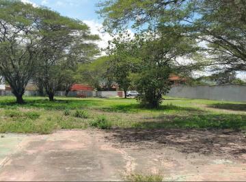 Terreno / Lote · 3350m² · Cumbaya - Tumbaco Lote de Venta en Urb. Exclusiva. Se Pùede Construir 3 Casas