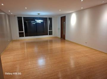 Departamento de 3 habitaciones, Quito · Departamento de 142 m² con 3 Recámaras en Venta en Monteserrín