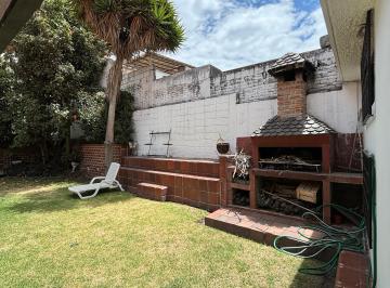 Casa de 4 habitaciones, Quito · Venta Hermosa Casa Cerca Al Condado