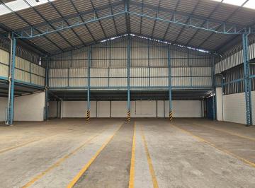 Bodega-Galpón · 1534m² · 1 Habitación · 8 Estacionamientos · Bodega - Galpón de 1534 m² con Oficinas en Alquiler, Renta Llano Grande, Calderon, Seguridad