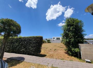 Terreno / Lote , Quito · Terreno de Venta en Puembo de 1100 m Urbanización Privada