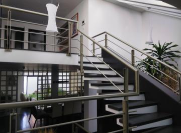 Casa de 4 habitaciones, Quito · Venta Casa 4 Dorm. en La Kennedy