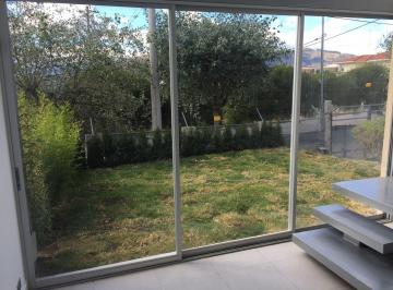 Suite de 1 habitación, Quito · Hermosa Suite Tipo Loft con Jardín Privado en Cumbayá!