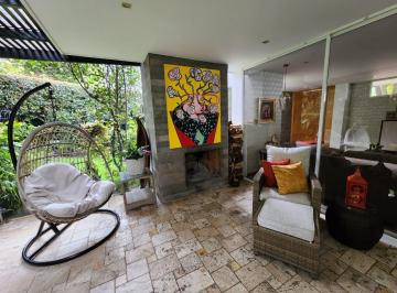 Casa de 3 habitaciones, Quito · Excelente Ubicación, No Adosada, Cerca Colegio Aleman