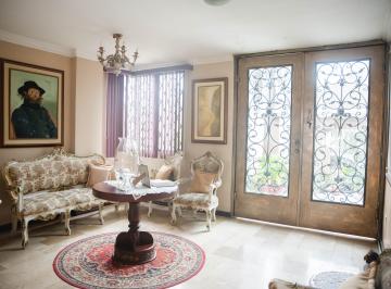 Casa de 11 habitaciones, Guayaquil · En Venta Casa Rentera en Puerto Azul