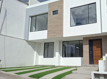 Casa · 128m² · 3 Habitaciones · 2 Estacionamientos · Venta Casas Nueva 125 m² - 3 Dorm. Yaruquí