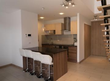 Suite de 1 habitación, Quito · H/ La Carolina, en Renta Hermoso Loft Amoblado, 990usd