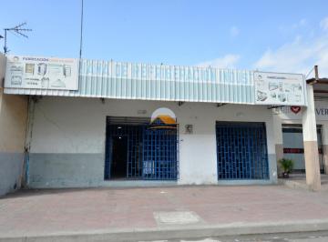 Local comercial · 316m² · 2 Estacionamientos · Local Comercial en Gomez Rendon y La 28ava