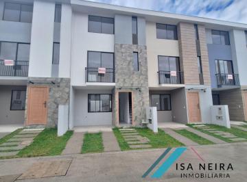 Casa · 130m² · 3 Habitaciones · 2 Estacionamientos · Casas en Venta Dentro de Condominio Privado en Ricaurte
