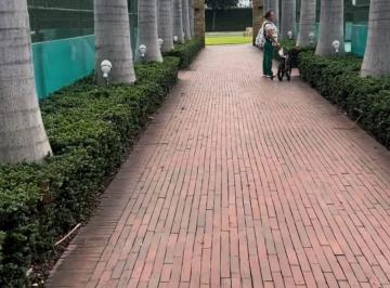 Terreno / Lote , Guayaquil · Peninsula Tereno 554 m Al Lago
