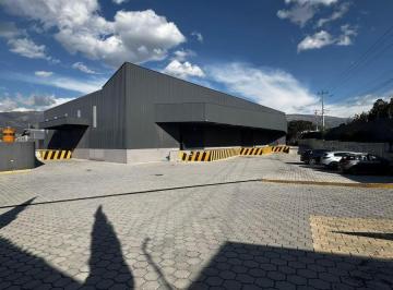 Bodega-Galpón · 700m² · 1 Habitación · 5 Estacionamientos · Arriendo Galpón Industrial I2 Pifo Av Principal