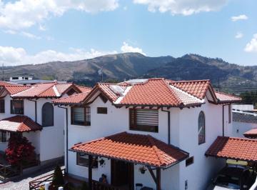 Exterior casa · Casa en Venta en Tumbaco Sector La Morita | 231.77 m²