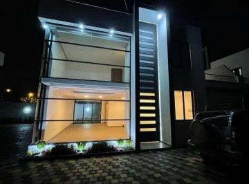 Casa de 3 habitaciones, Quito · Casa en Venta Sector Tumbaco, Cerca a Ruta Viva