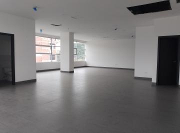 Oficina comercial , Guayaquil · Ceibos Oficina en La Av Principal