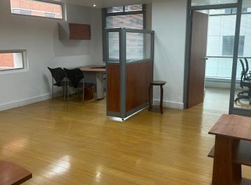 Oficina comercial de 2 habitaciones, Quito · Oficina Amoblada - Shyris y Finlandia - La Carolina
