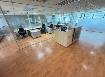Oficina comercial , Quito · Oficina de Venta Amoblada Sector Parque La Carolina 176 m $230.000