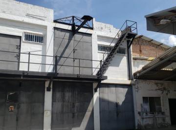 Bodega-Galpón , Quito · Bodega - Galpón con 800 m² Terreno en Venta en Carcelén