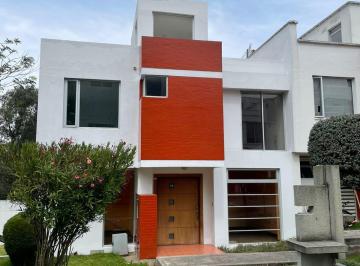 Casa de 4 habitaciones, Quito · Se Vende Casa en Norte de Quito - Conjunto Condado Country