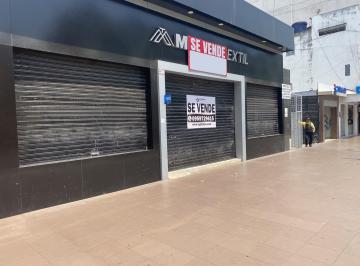 Local comercial , Machala · Local de 191 m² en Venta en Centro de Machala