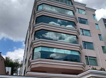 Departamento · 173ha · 3 Habitaciones · 2 Estacionamientos · Departamento en Venta en El Quito Tennis de Oportunidad