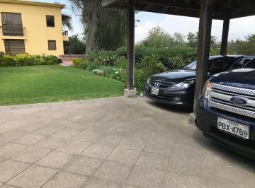 Departamento de 2 habitaciones, Quito · Arriendo Dep 2 Dorm Cumbaya 85 m² Semi Amoblado, 1parq $650 Inc Alic