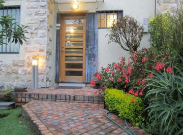 Casa de 3 habitaciones, Quito · Hermosa Casa en Sangolqui