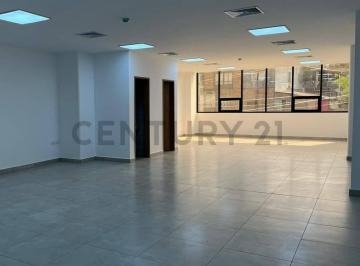 Local comercial · 3729m² · 8 Estacionamientos · Edificio Completo en Venta, en La Mejor Ubicacion de Manta