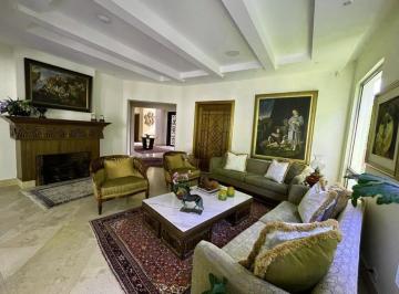 Casa · 1172m² · 5 Habitaciones · 5 Estacionamientos · Cumbaya Casa de Arriendo Cumbaya con Generador Eléctrico Á