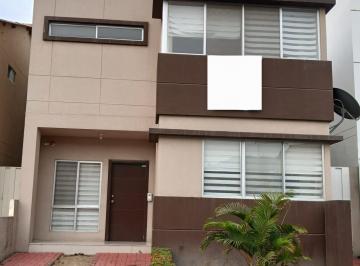 Casa de 3 habitaciones, Daule · Vendo Casa en Villa Club