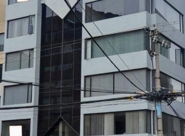 Edificio-Hotel-Fabrica · 1717m² · 15 Estacionamientos · Vs Sector Gaspar de Villaroel, Venta de Edificio Para Oficinas 1718 m²