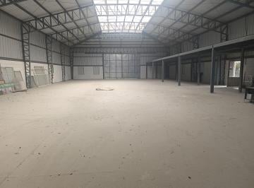 Bodega-Galpón , Quito · Galpón en Renta / Bodega con Oficina Sector San Antonio Fácil Acceso