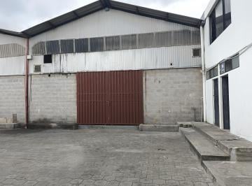 Bodega-Galpón , Quito · Alquiler Galpón Bodega con Oficinas Sector Industrial Norte de Quito Renta