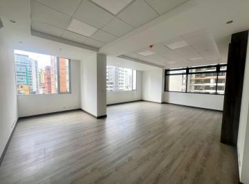 Oficina comercial · 69m² · 2 Estacionamientos · Mv - Sector La Carolina, Entre Shyris y Telegrafo, en Venta Oficina 70 m² a Estrenar