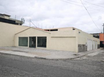 Local comercial de 5 habitaciones, Quito · Renta Local 10 de Agosto E Isaac Albeniz
