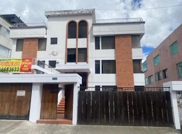 Terreno / Lote de 5 habitaciones, Quito · En Quito Tenis Venta Propiedad 4 Deptos. y Casa Amplia Calle Feijóo