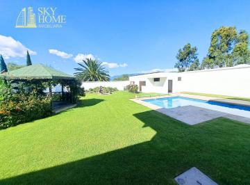 Casa de 4 habitaciones, Quito · Venta Casa Cumbayá - Jardines del Este