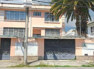 Casa de 4 habitaciones, Quito · Se Vende Casa Sector Av Orellana