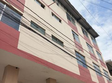 Local comercial · 50m² · Local Esquinero Remodelado en Brasil y La Decima