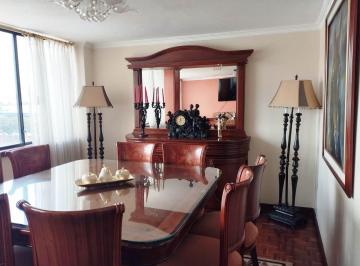 Departamento de 3 habitaciones, Quito · Departamento de Venta Tres Dorm. - Sector Norte de Quito