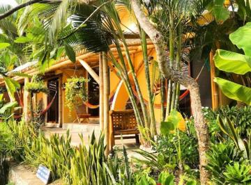 Edificio-Hotel-Fabrica · 350m² · 8 Habitaciones · 8 Estacionamientos · Hotel 8 Habitaciones Cerca Al Mar de Venta en Ayampe, Manabi Mkeller
