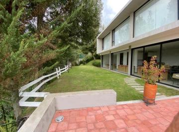 JARDÍN LATERAL · Vendo Espectacular Casa Sector Rancho San Francisco, Tanda!