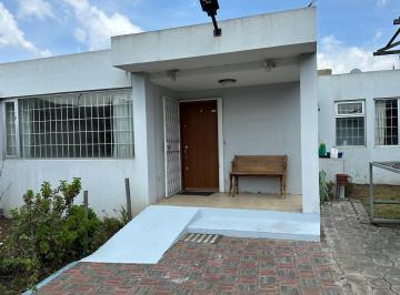 Casa de 3 habitaciones, Quito · Casa Independiente de Una Planta en Venta en Carcelén