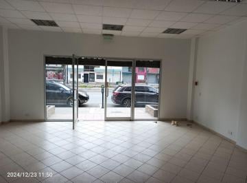 Local comercial de 2 habitaciones, Guayaquil · Alquiler de Local Comercial - Urdesa - Amplio y Funcional - Zona de Parqueo (W. I)